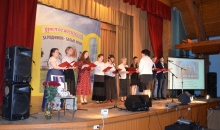 За родником белый храм