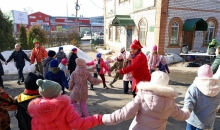 Масленичные гуляния прошли в воскресной школе Преображенского собора