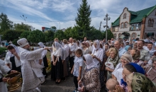 Престольные торжества и 75-летие возобновления богослужений