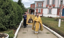 Крестный ход, посвящённый возрождению Калязинского Троицкого Макарьевского монастыря