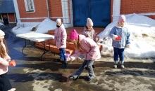 Масленичные гуляния прошли в воскресной школе Преображенского собора