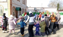 Масленичные гуляния прошли в воскресной школе Преображенского собора